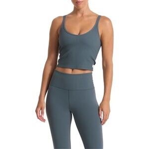 Vuori Ribbed Scoop Neck Tank Top in Slate Blue
